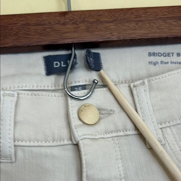DL1961 Bridget Instasculpt High Rise Bootcut Hem Split Jeans Ecru Size 26 - Picture 10 of 17